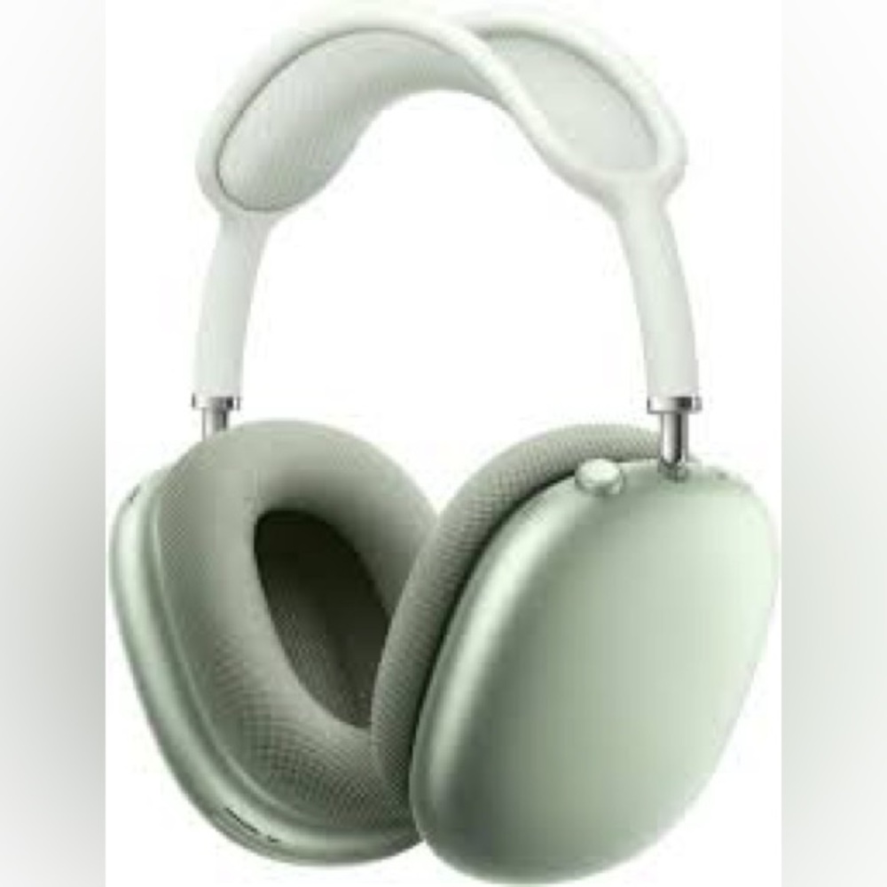 !BRAND NEW! Green AirPod maxs